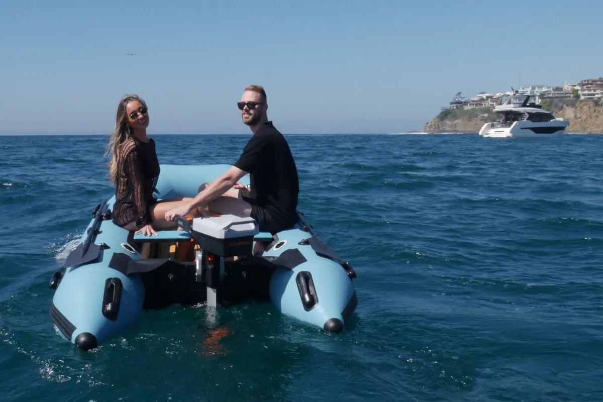 How to Anchor an Inflatable Boat (Lake, River, Coastal)